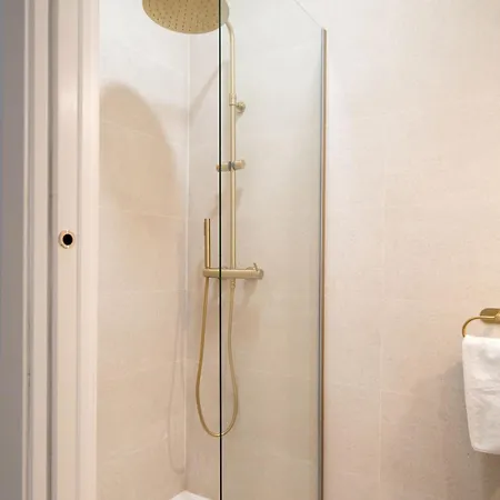 Arenal Carreteria Deluxe Suites Seville Exterior photo