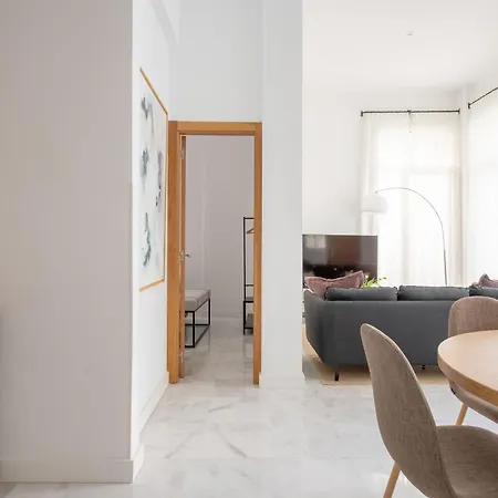 Arenal Carreteria Deluxe Suites Seville Exterior photo